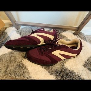 Purple Indoor Soccer Shoes—Danskin Now—Gently Used sz 9